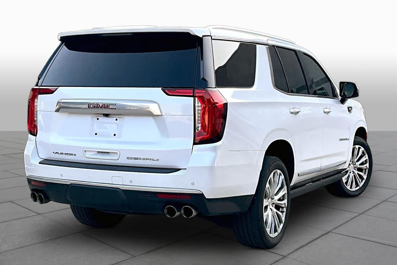 Used 2023 GMC Yukon Denali w/ LPO, Floor Liner Package AWD/4WD image 13