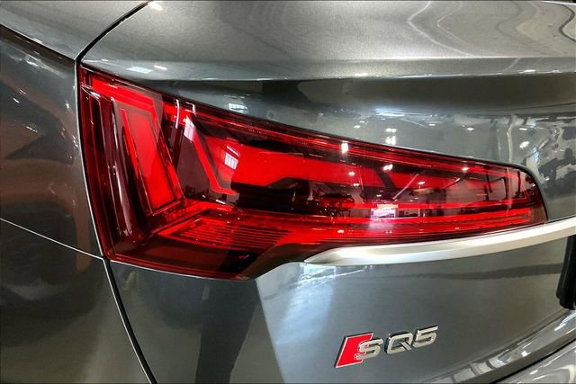 Used 2023 Audi SQ5 Premium w/ Convenience Package image 28