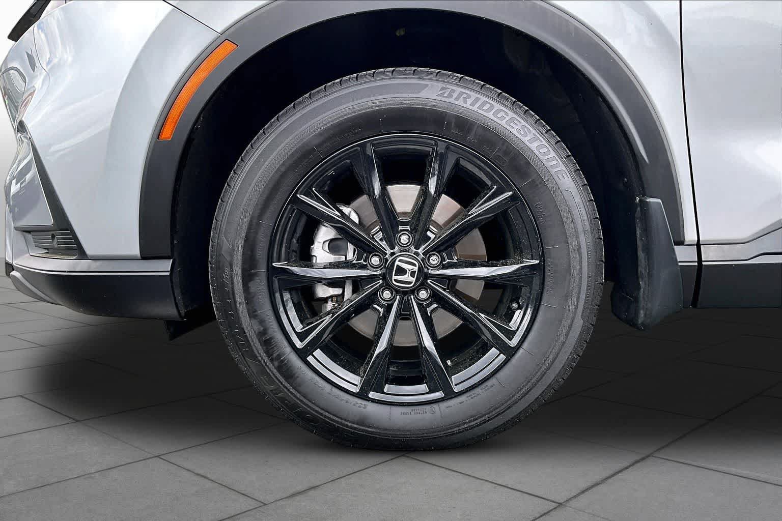 Certified 2025 Honda CR-V Sport-L image 11