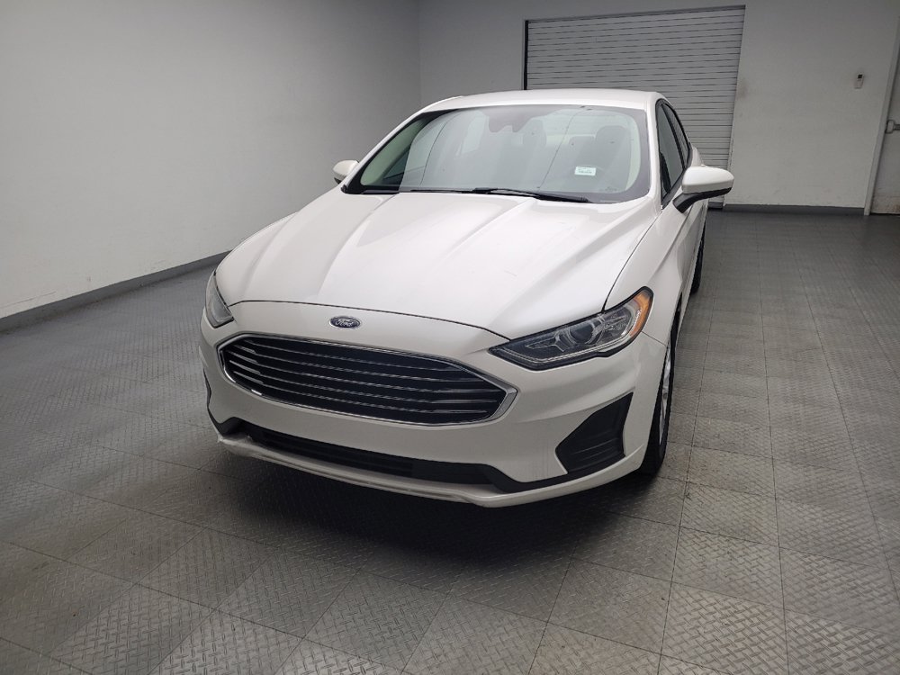 Used 2020 Ford Fusion SE FWD image 15