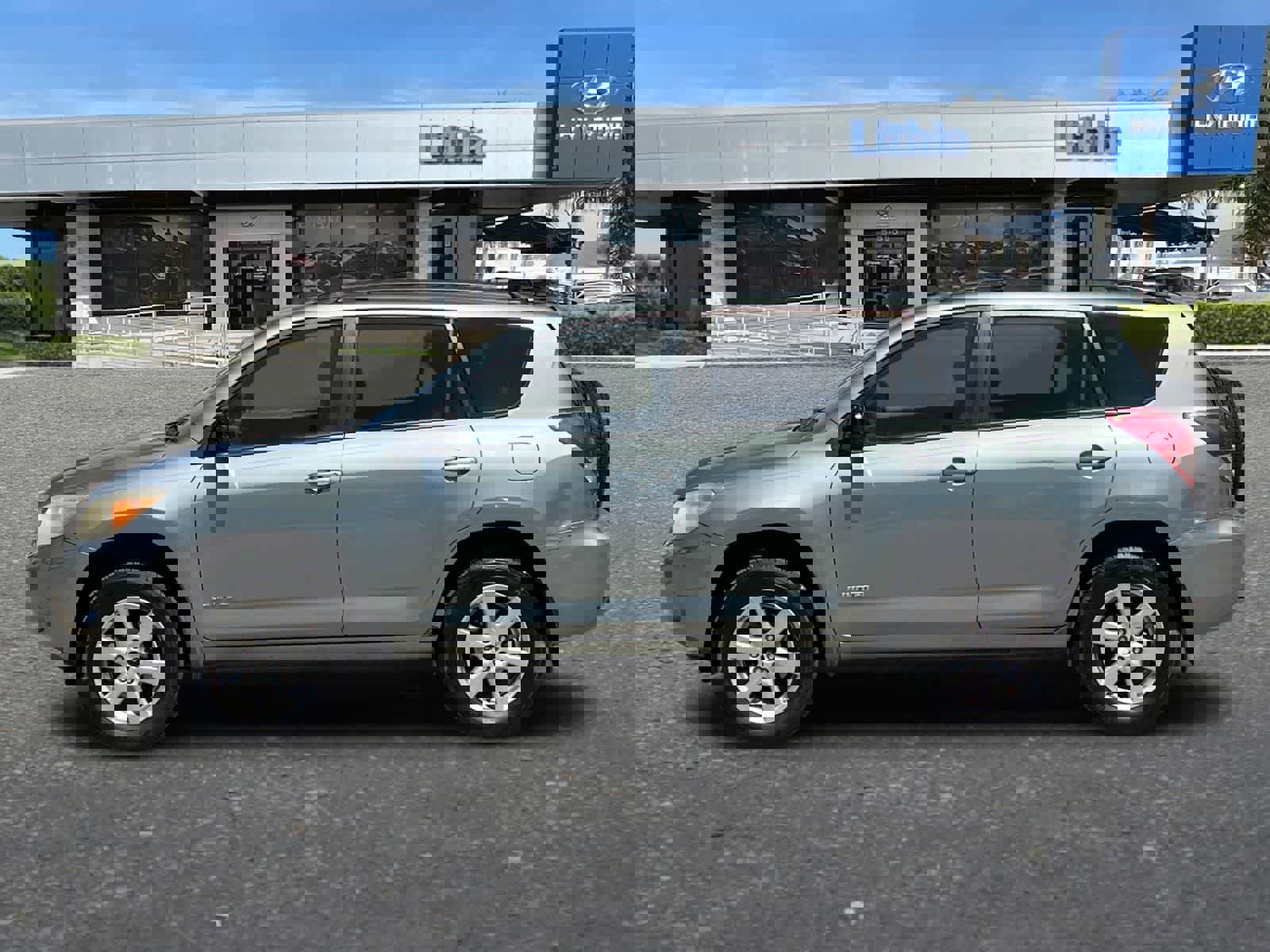 Used 2007 Toyota RAV4 Limited FWD image 6