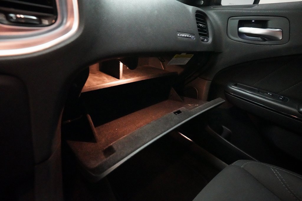 Used 2018 Dodge Charger GT w/ Blacktop Package image 29