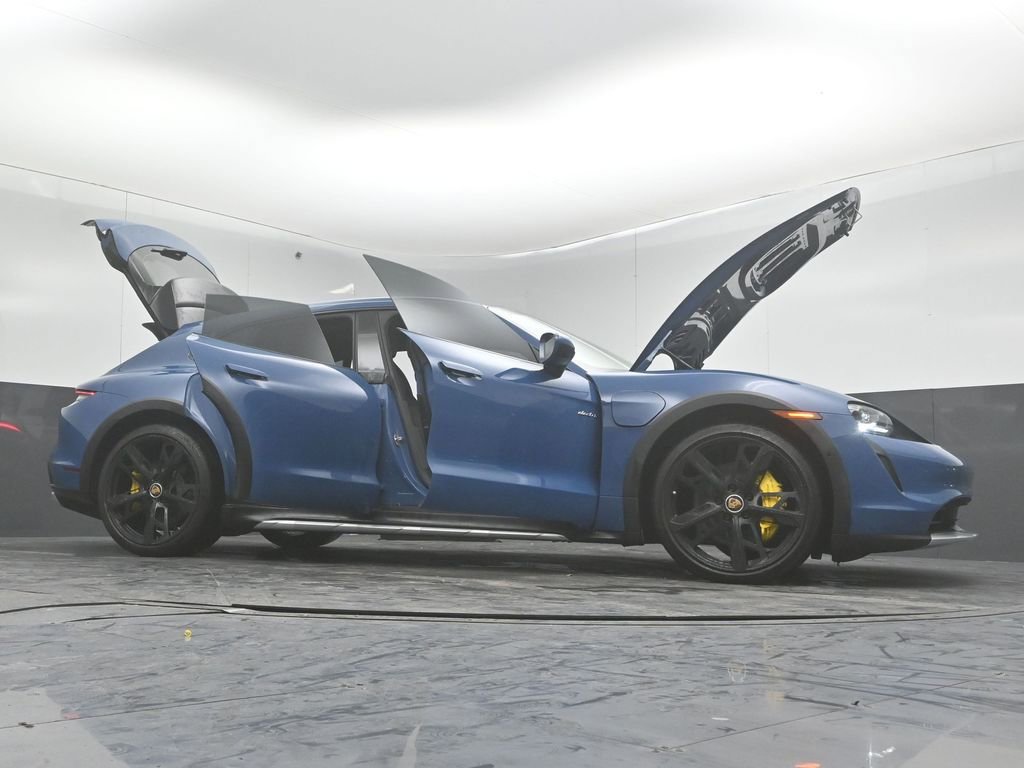 Used 2024 Porsche Taycan 4 Cross Turismo w/ Premium Package image 53