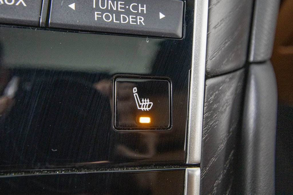 Used 2024 INFINITI Q50 Sensory image 23