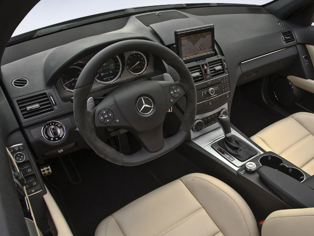 Used 2009 Mercedes-Benz C 300 Sport image 4