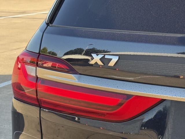 Used 2021 BMW X7 M50i w/ Executive Package AWD/4WD image 7