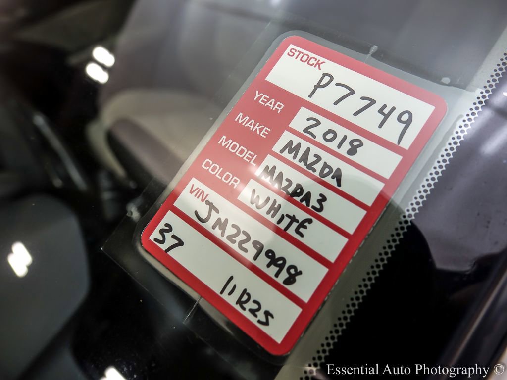 Used 2018 MAZDA MAZDA3 Grand Touring image 28