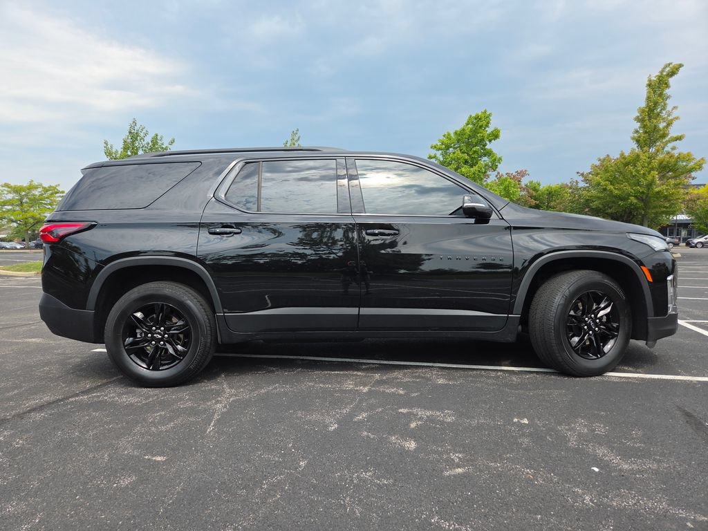 Used 2023 Chevrolet Traverse LS w/ Midnight/Sport Edition FWD image 22