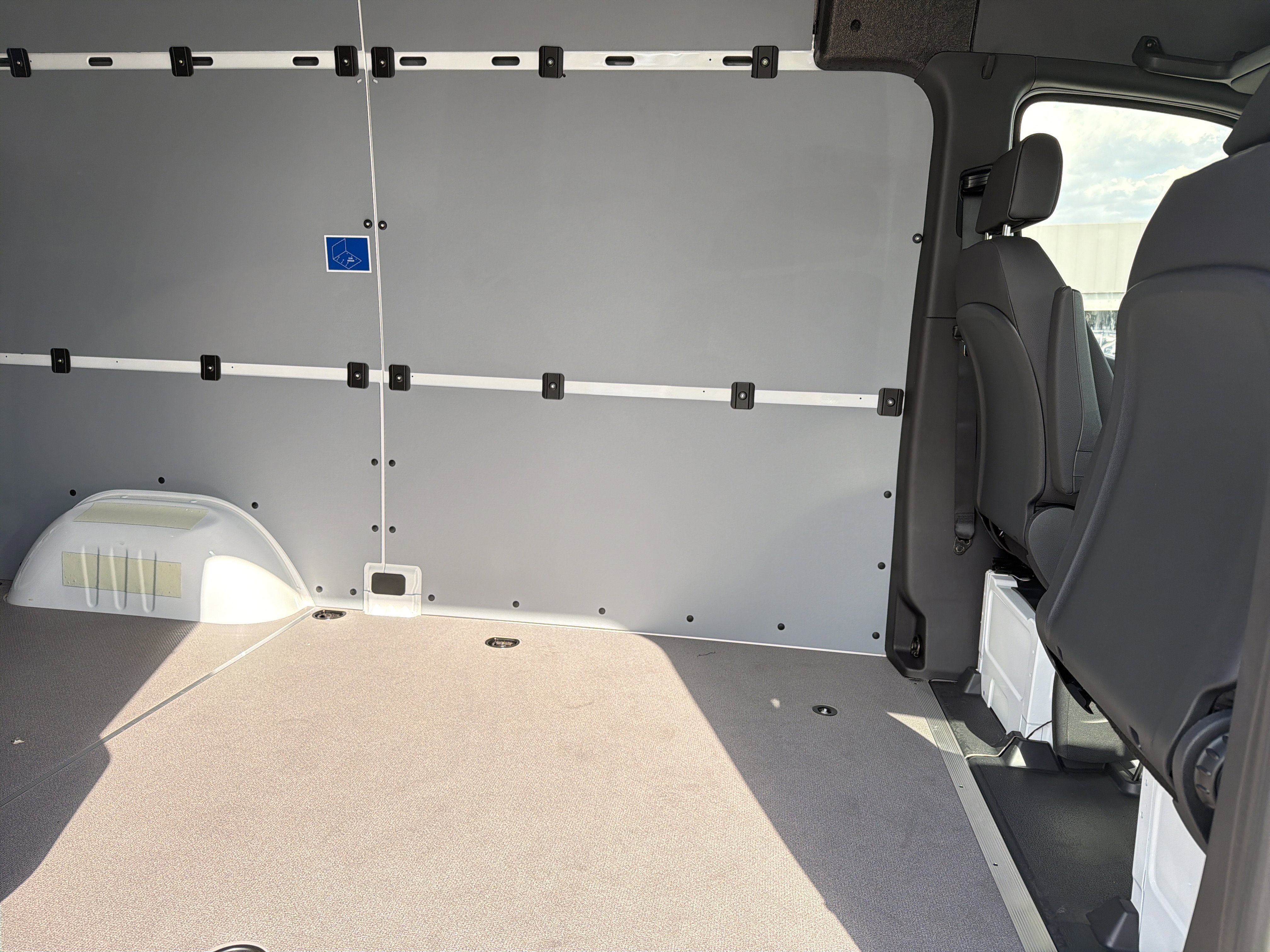 New 2026 Mercedes-Benz Sprinter 2500 image 21