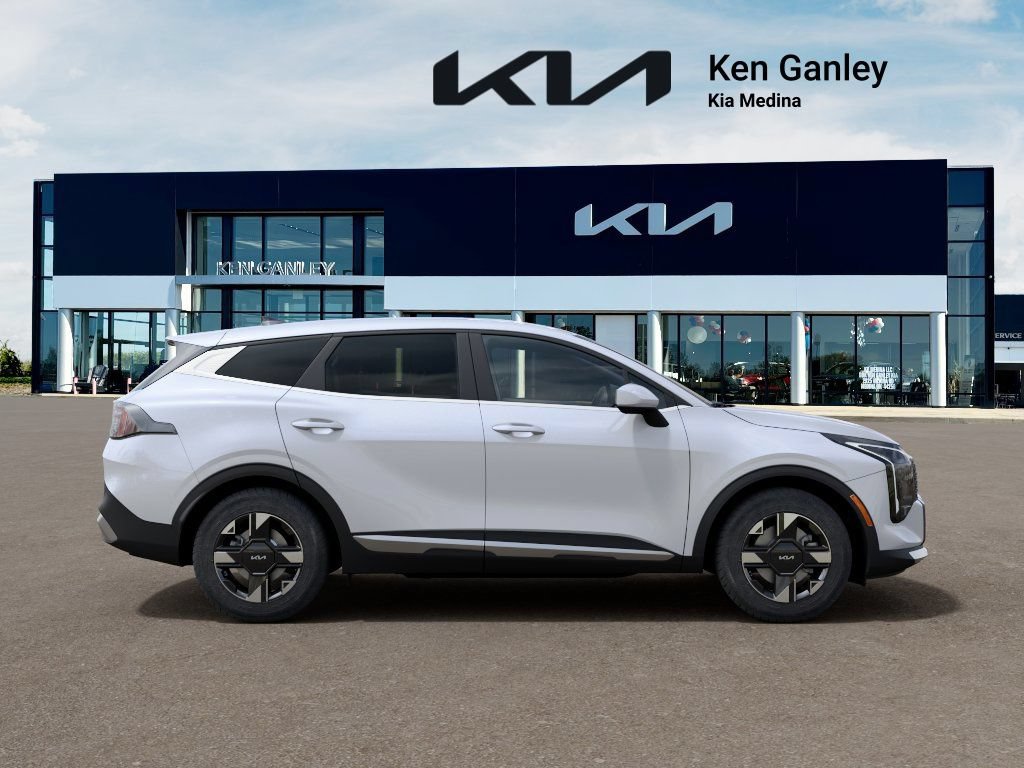 New 2026 Kia Sportage LX w/ LX Convenience Package FWD image 7