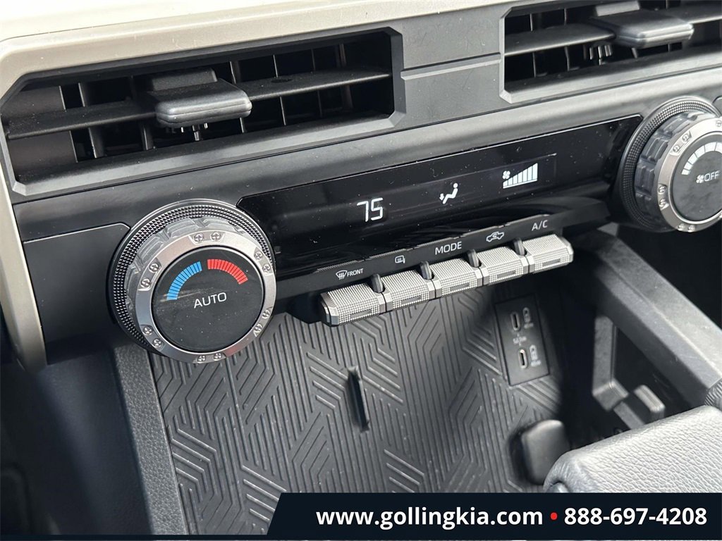 Used 2024 Toyota Tacoma TRD Sport image 24