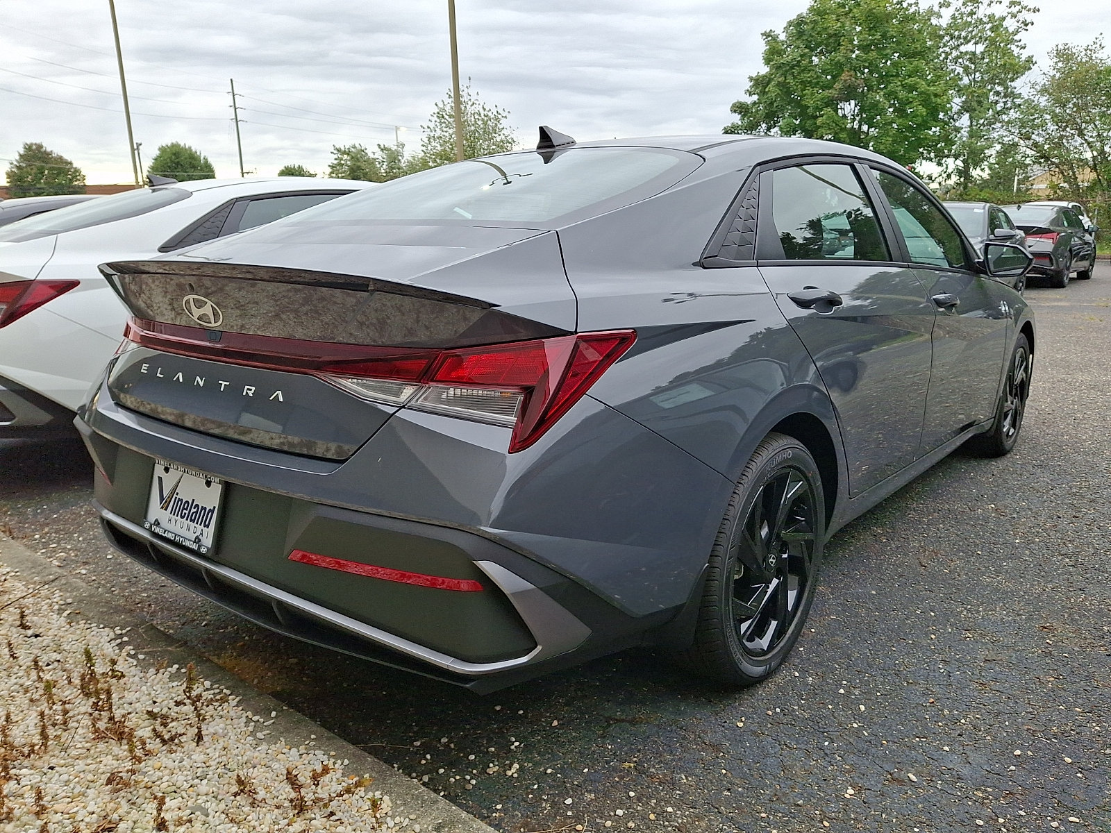 New 2026 Hyundai Elantra SEL Sport FWD image 4