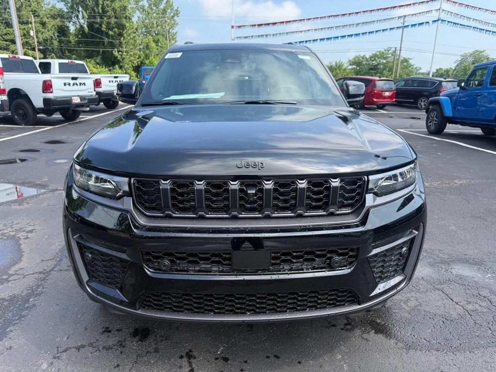 New 2026 Jeep Grand Cherokee L Limited AWD/4WD image 17