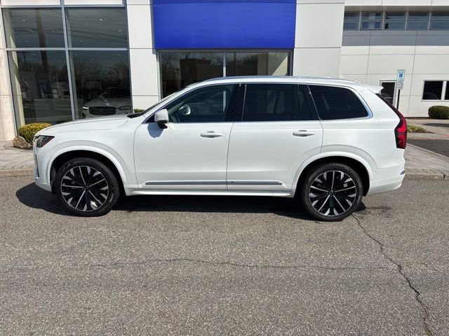 Used 2025 Volvo XC90 B5 Plus image 2