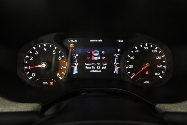 Used 2024 Jeep Compass Latitude image 11