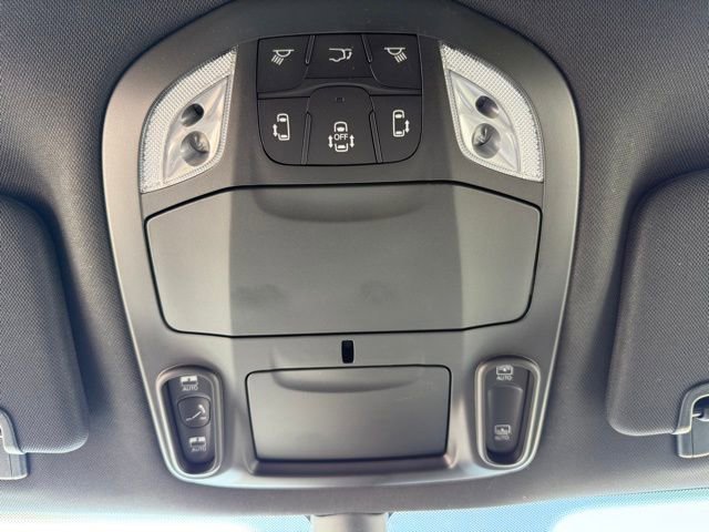 New 2026 Chrysler Pacifica Select image 23