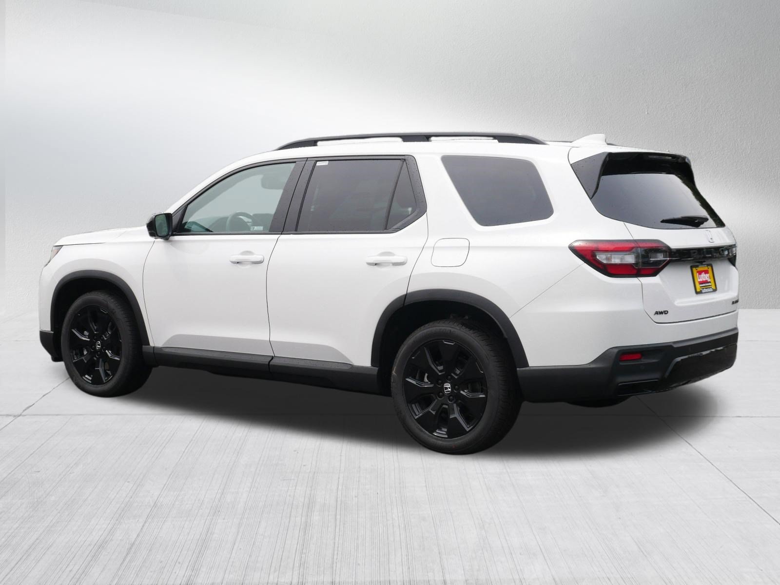 New 2026 Honda Pilot Black Edition image 5