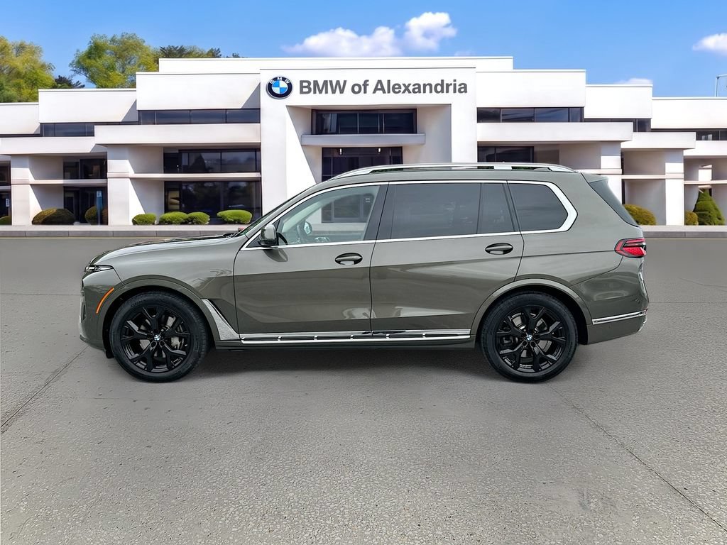 Certified 2024 BMW X7 xDrive40i w/ Executive Package AWD/4WD image 4
