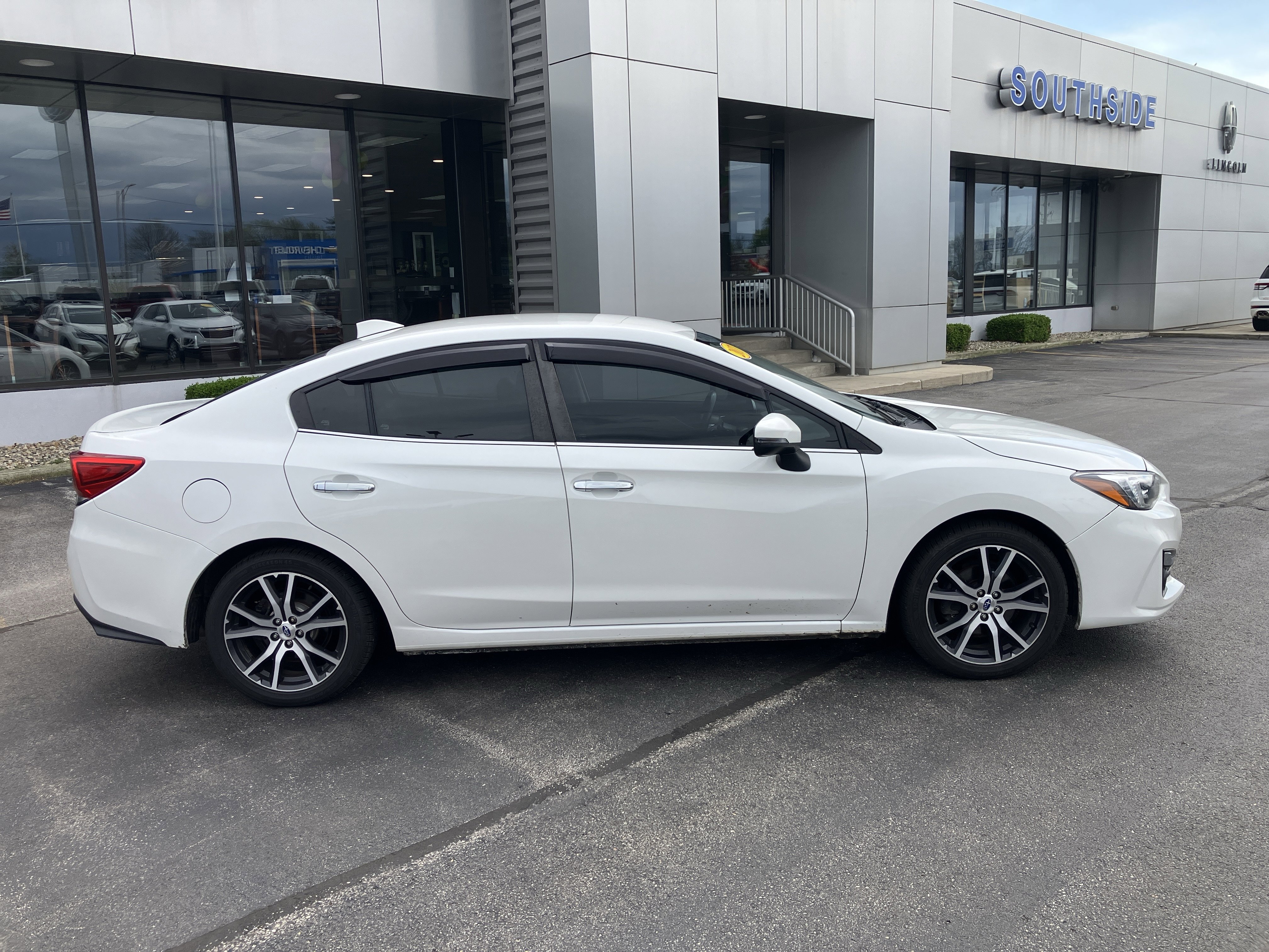 Used 2017 Subaru Impreza 2.0i Limited AWD/4WD image 8