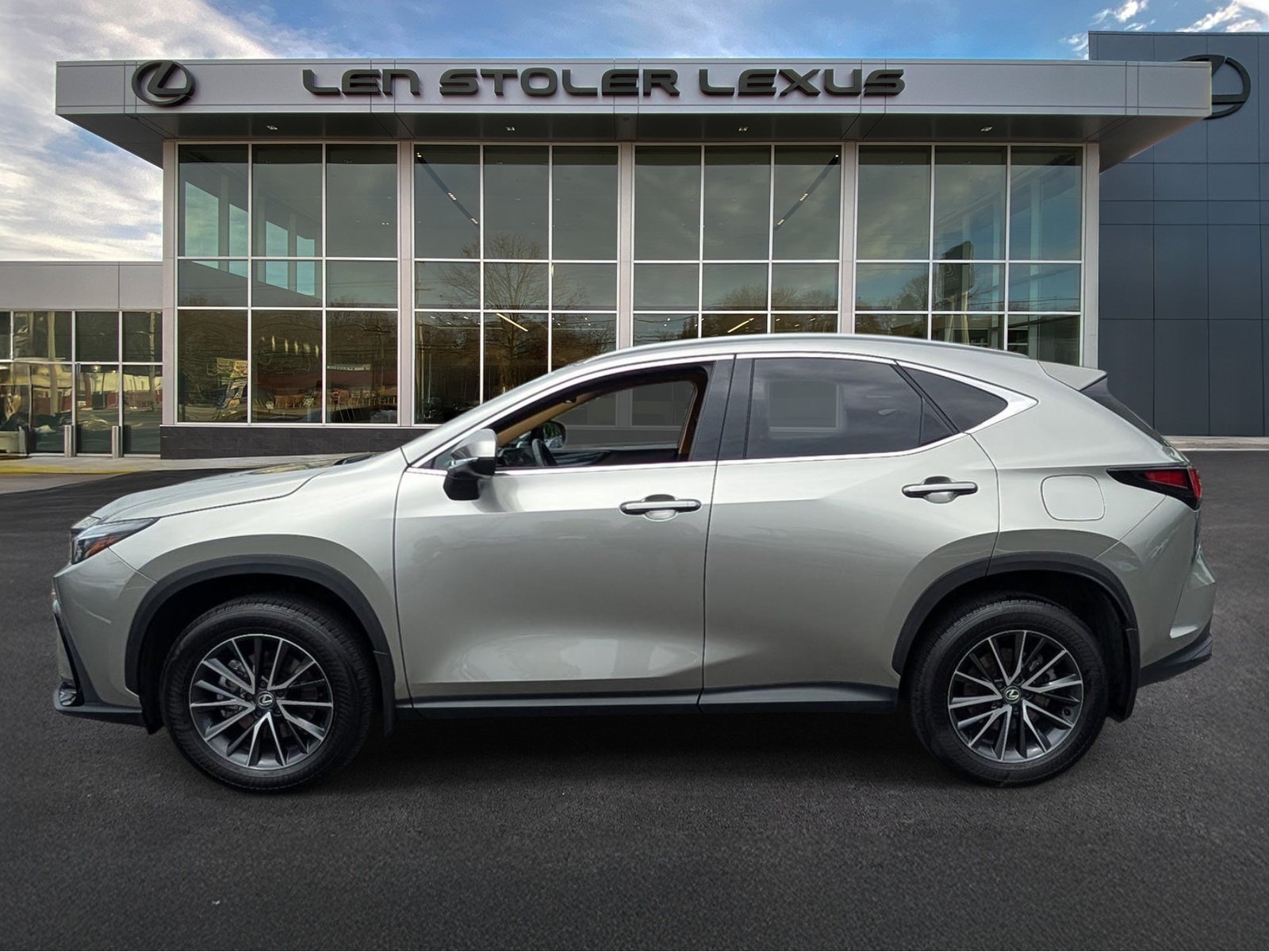 Used 2024 Lexus NX 350 AWD w/ Cold Area Package image 6