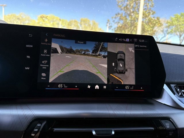 Used 2025 BMW X2 xDrive28i w/ Technology Package image 26