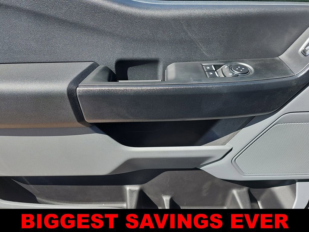 New 2025 Ford F550 4x4 Regular Cab Super Duty image 27