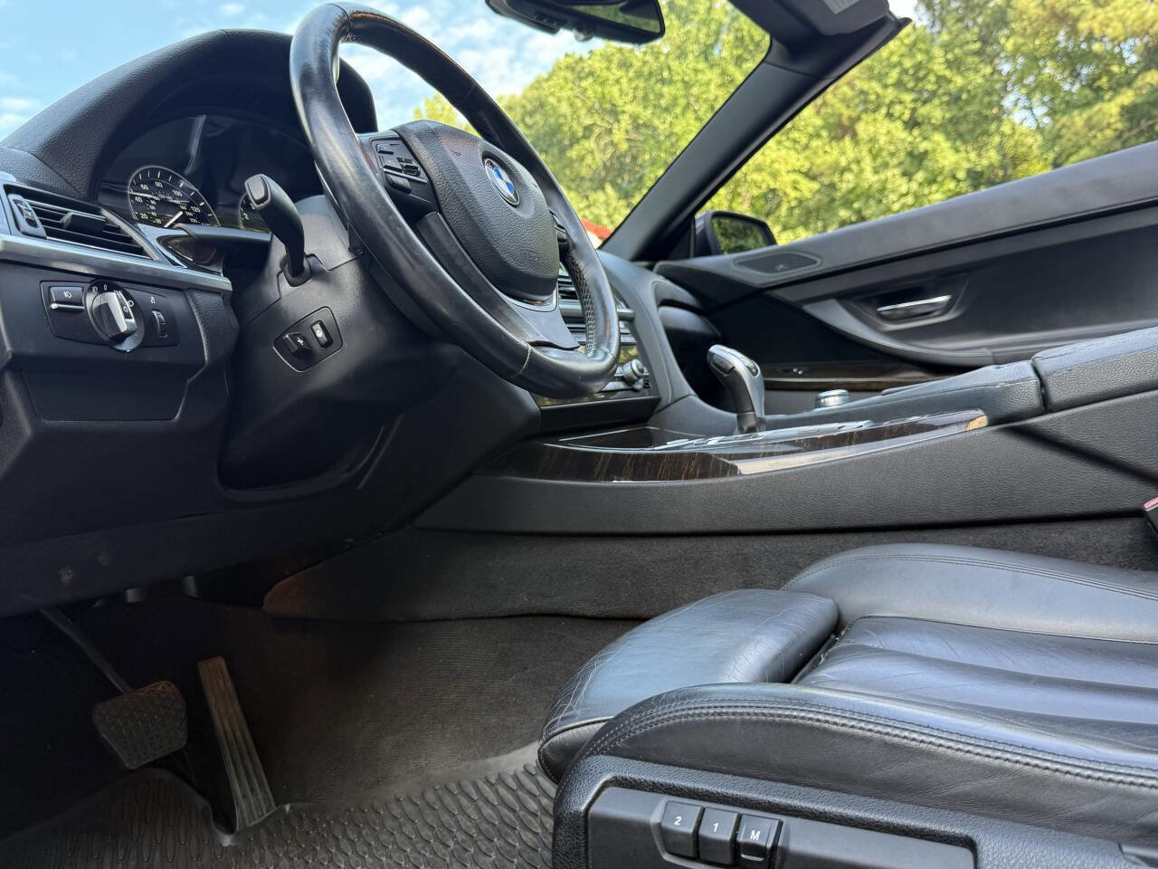 Used 2013 BMW 650i xDrive 650i xDrive AWD 2dr Convertibl w/ Cold Weather Pkg image 24
