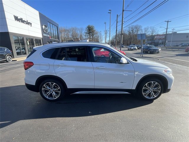 Used 2017 BMW X1 xDrive28i image 9