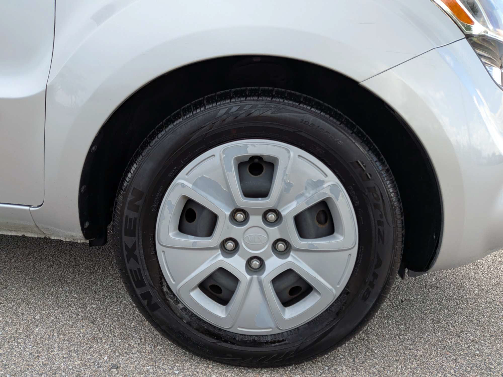 Used 2012 Kia Soul FWD image 11