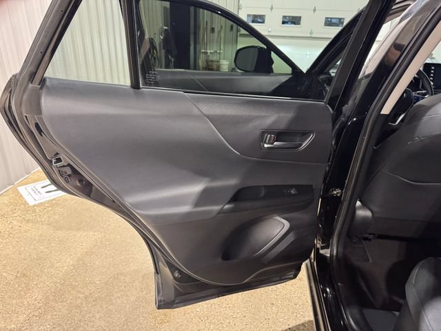 Used 2021 Toyota Venza LE w/ Carpet Mat Package (TMS) AWD/4WD image 19