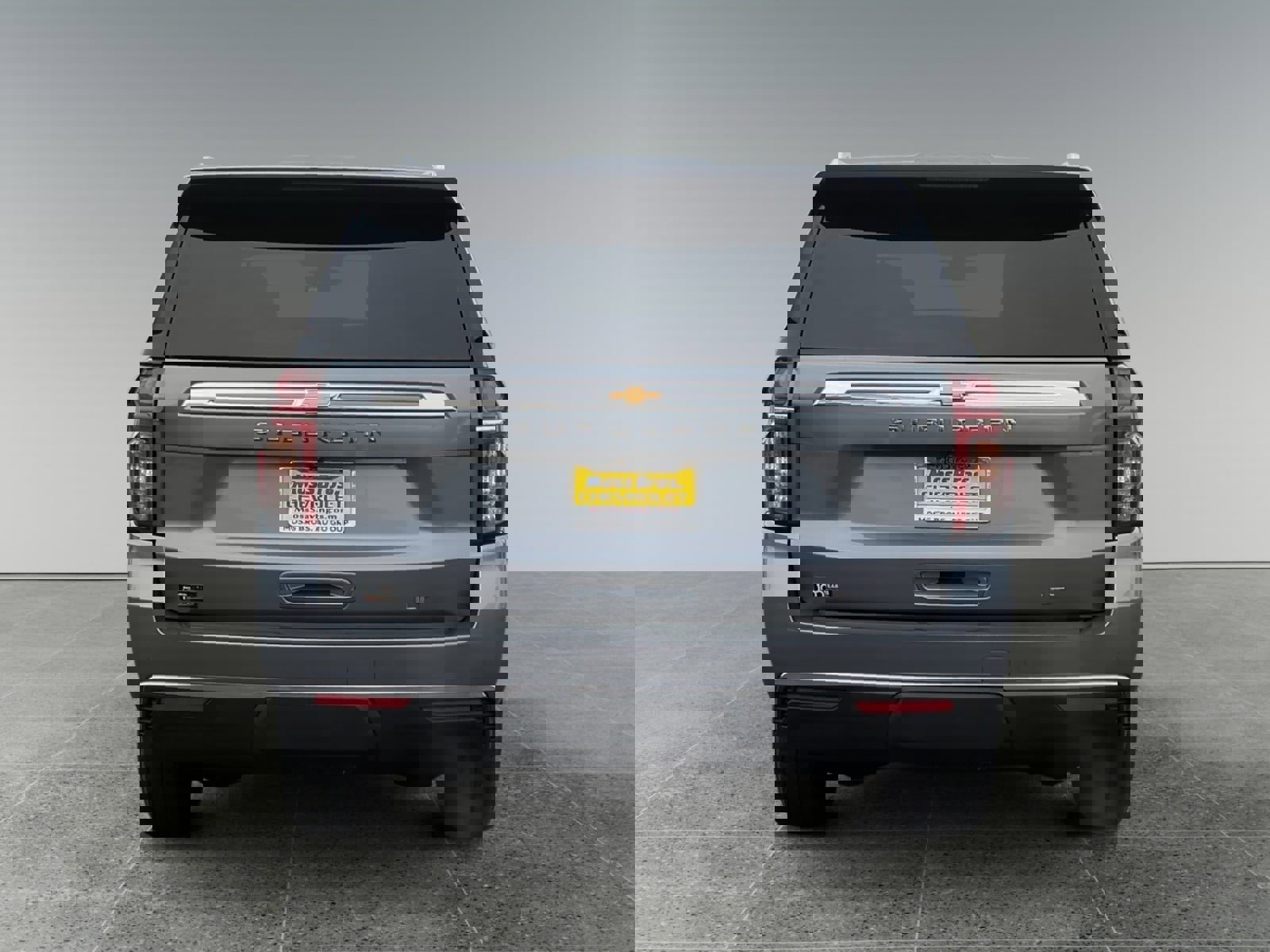 Used 2022 Chevrolet Suburban LT image 4