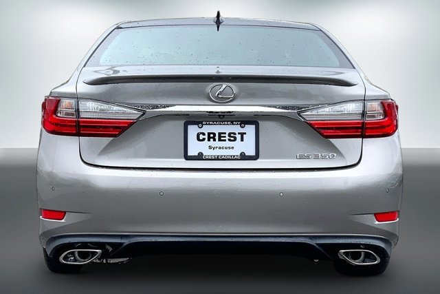 Used 2017 Lexus ES 350 w/ Luxury Package FWD image 3