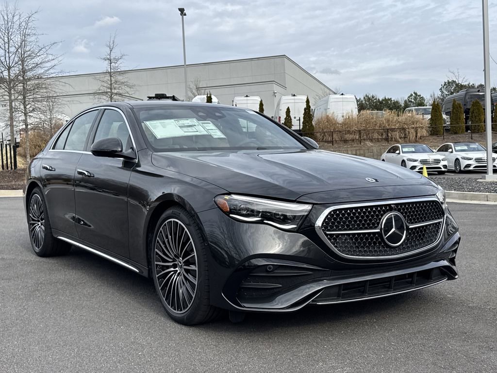 New 2026 Mercedes-Benz E 450 4MATIC Sedan image 2