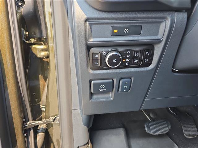 Used 2025 Ford F150 Raptor AWD/4WD image 25