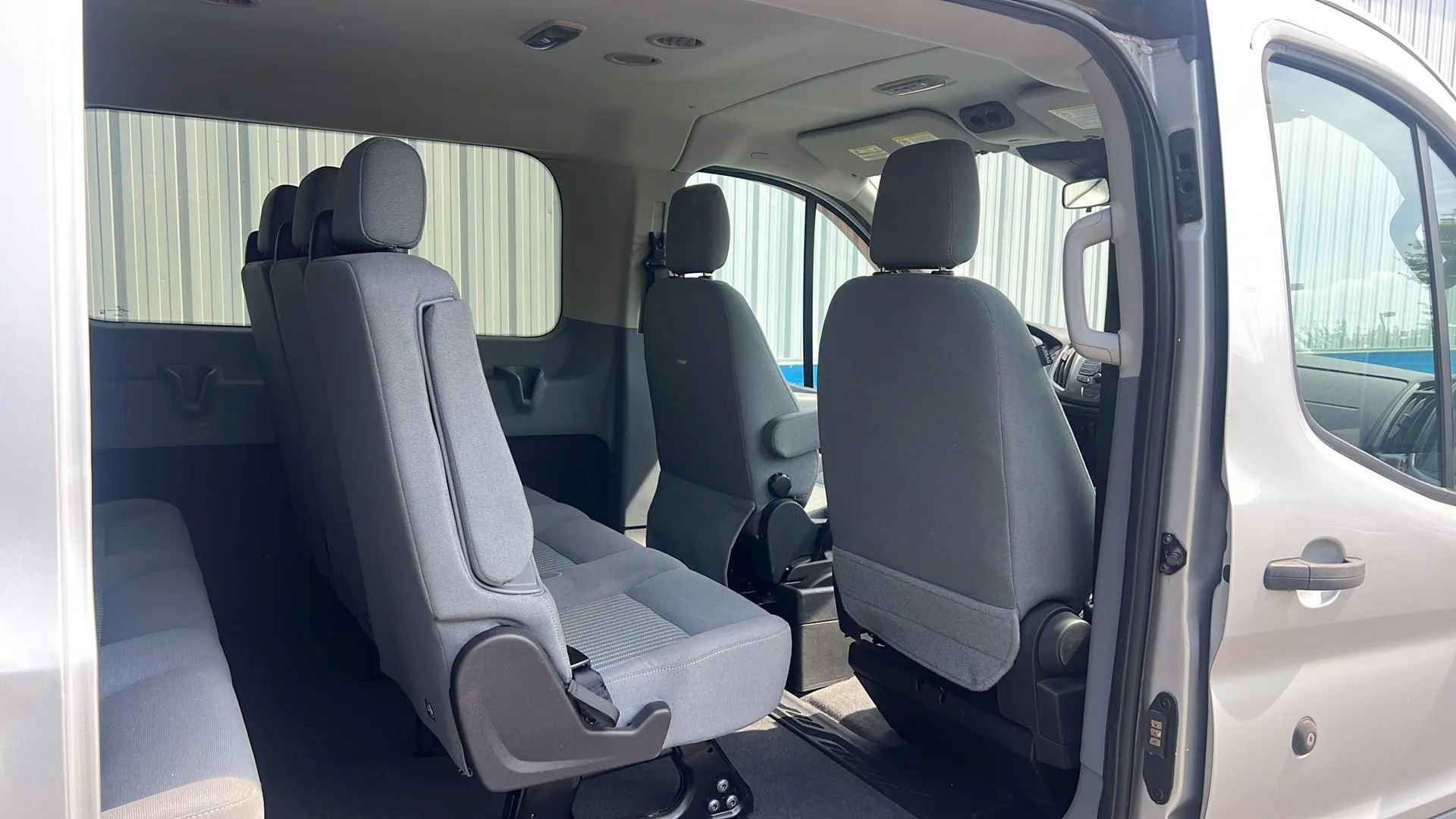 Used 2015 Ford Transit 150 XLT RWD image 13