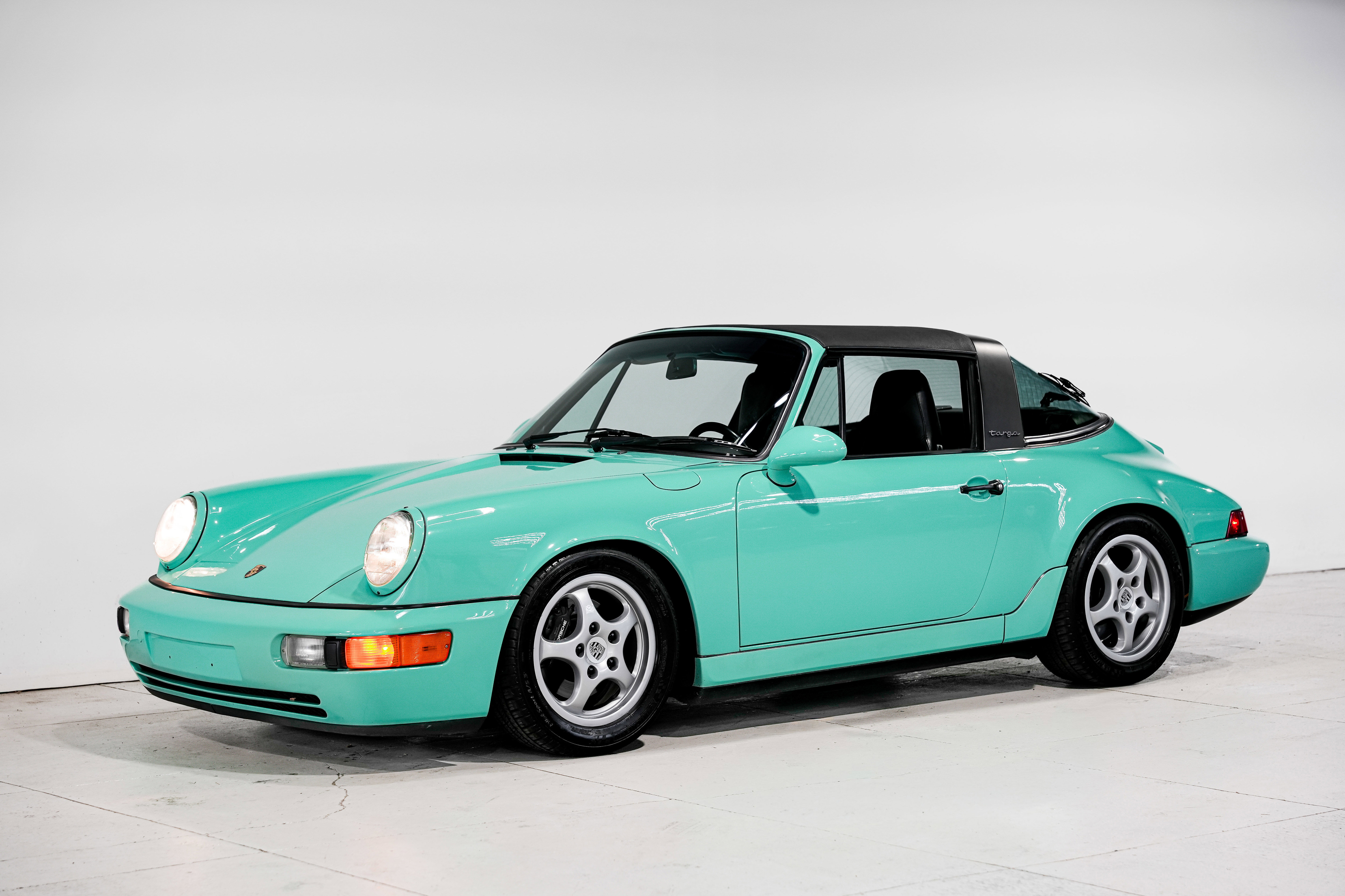 Used 1992 Porsche 911 Targa image 6
