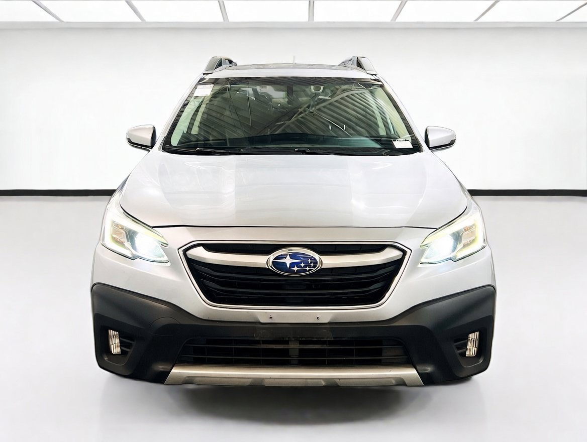 Used 2022 Subaru Outback Limited AWD/4WD image 2