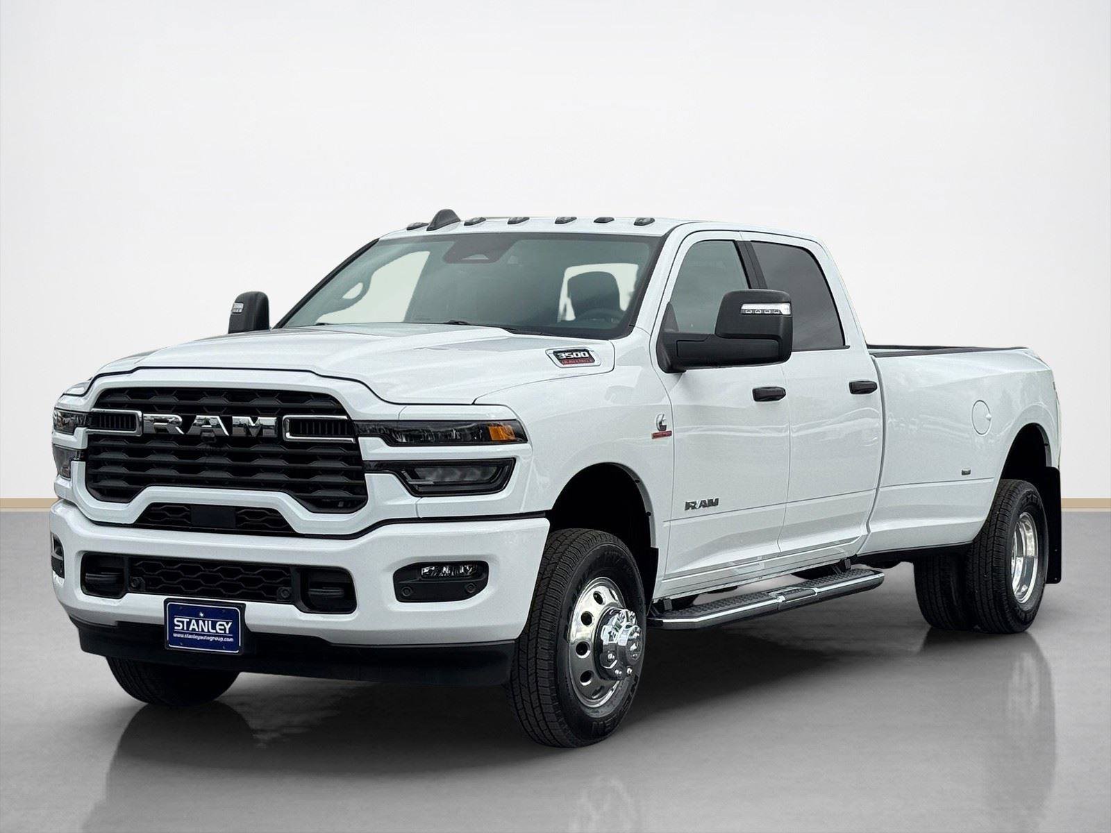 New 2026 RAM 3500 Lone Star AWD/4WD image 3