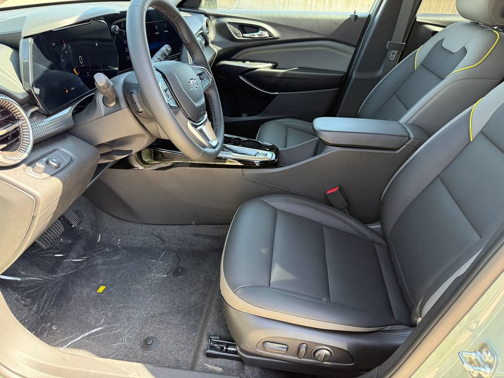New 2026 Chevrolet Trax ACTIV w/ Driver Confidence Package FWD image 14