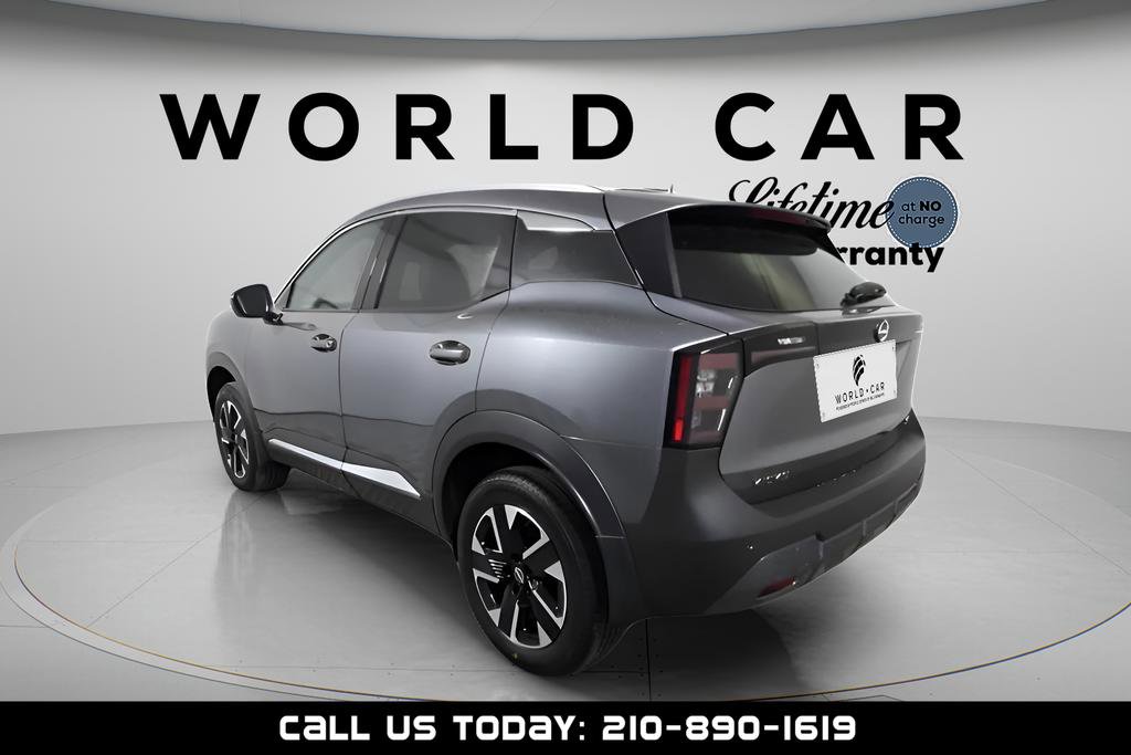 Used 2025 Nissan Kicks SR image 6