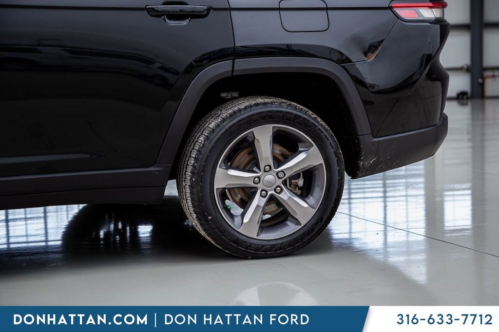 Used 2021 Jeep Grand Cherokee L Limited image 38