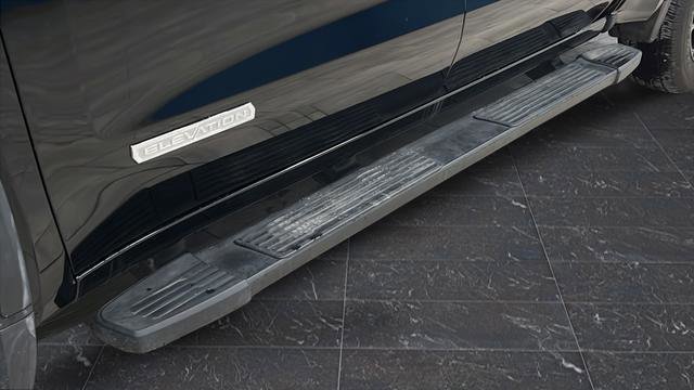 Used 2024 GMC Sierra 1500 Elevation w/ LPO, Elevation Black Package image 36