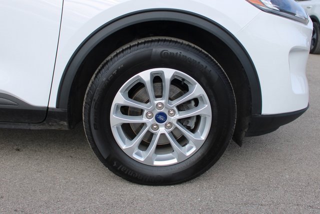 Used 2022 Ford Escape SE w/ Cold Weather Package image 37