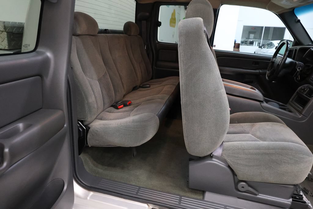 Used 2004 Chevrolet Silverado 1500 LS w/ Safe and Sound Package RWD image 60