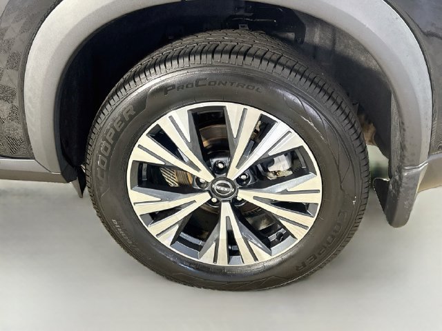 Used 2022 Nissan Rogue SV AWD/4WD image 36