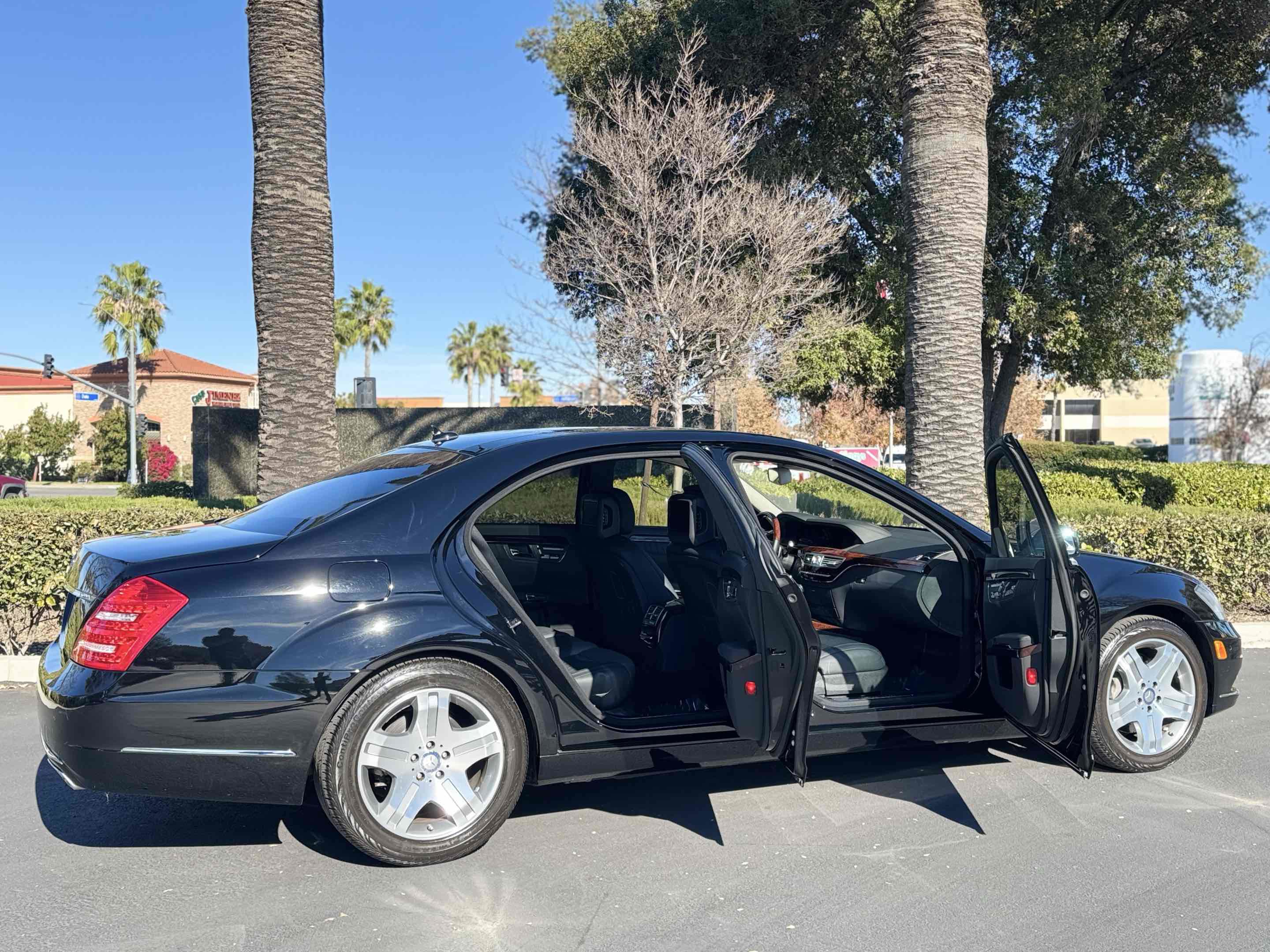 Used 2010 Mercedes-Benz S 600 image 77