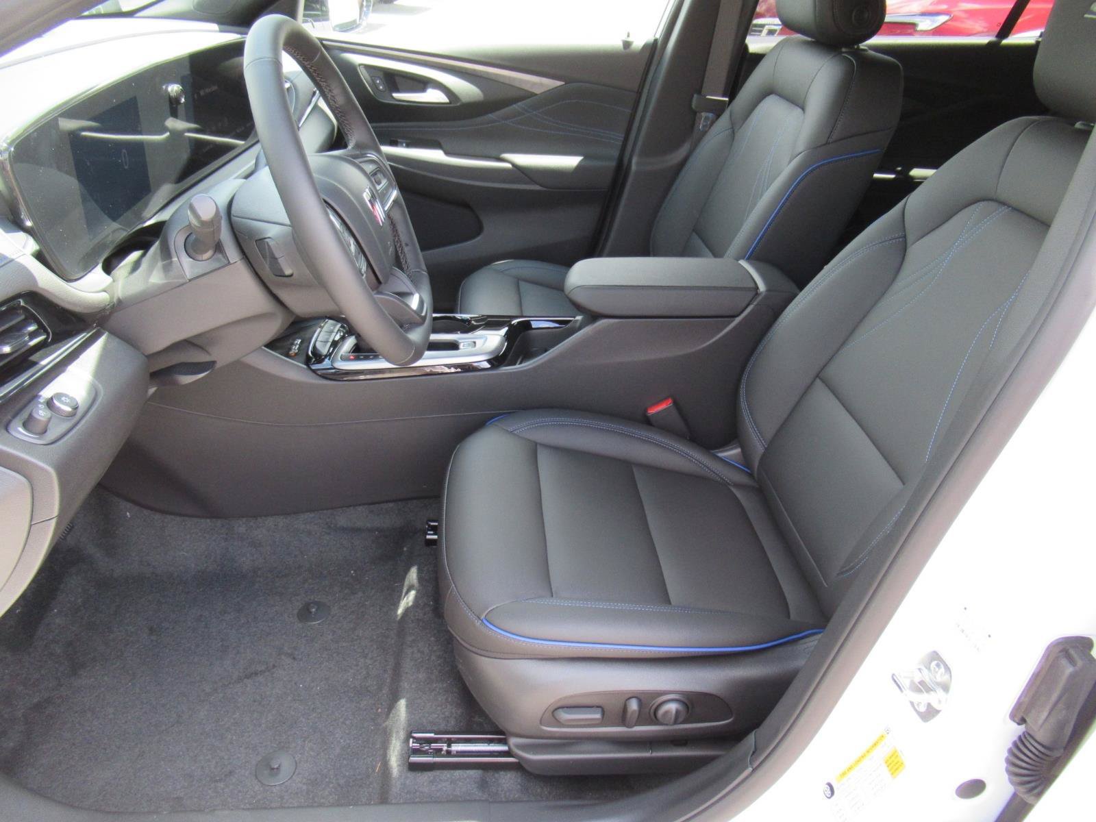 New 2026 Buick Envista Sport Touring w/ Convenience I Package FWD image 17