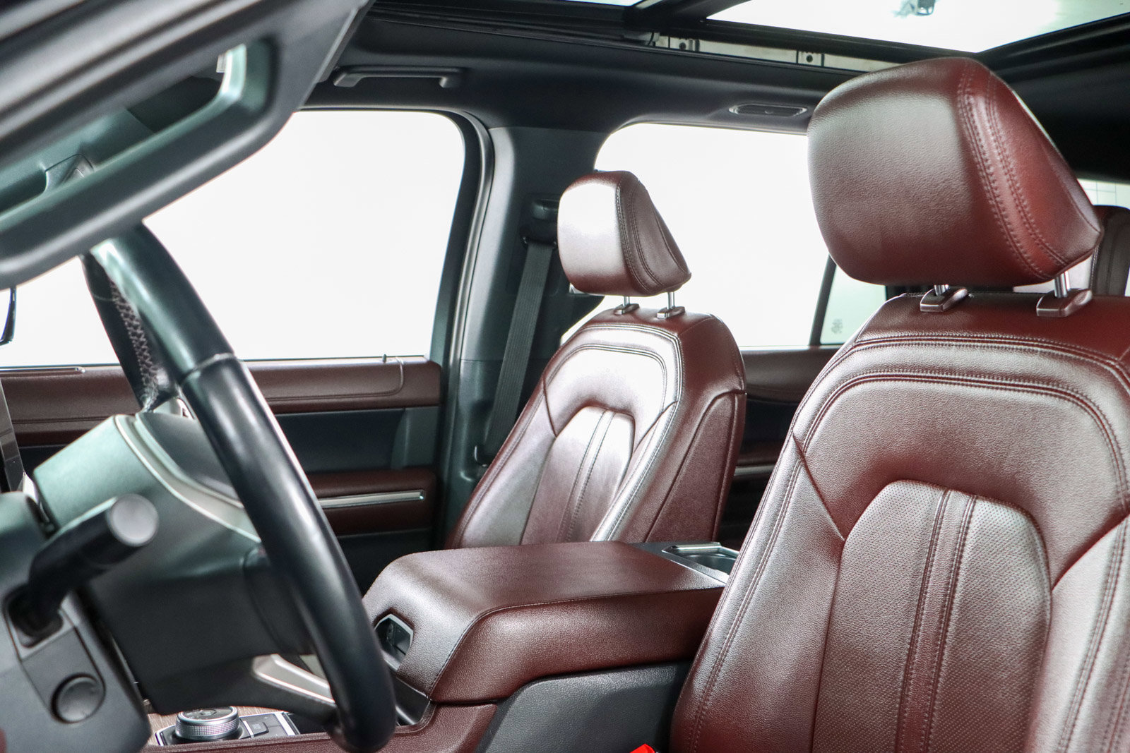Used 2022 Ford Expedition Limited RWD image 24