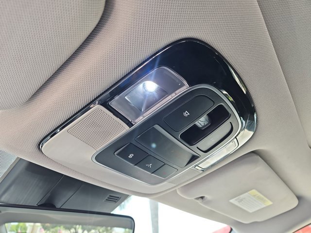 Used 2022 Hyundai Sonata Limited image 29