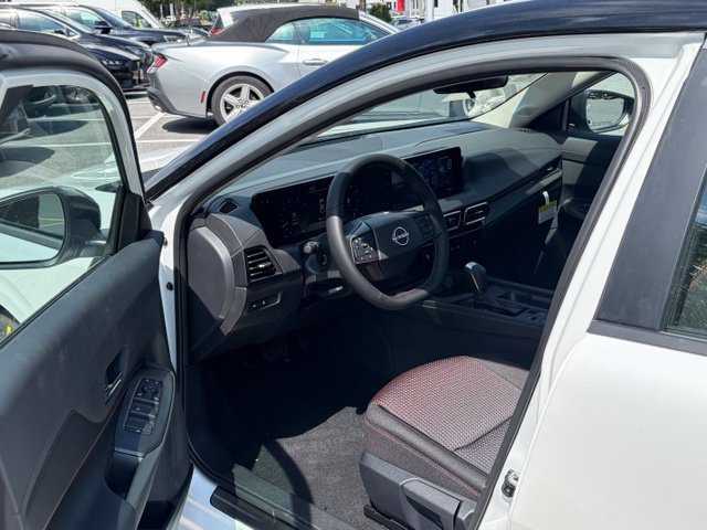 New 2027 Nissan Sentra SR w/ SR All Weather Package FWD image 14
